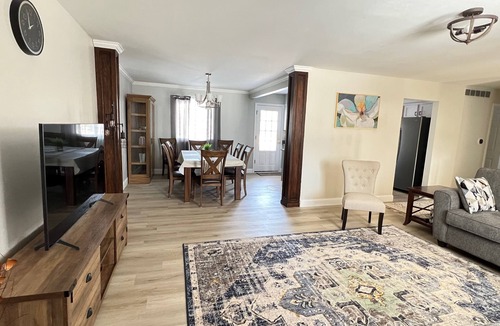 Kettering House | 4 Bedroom, 2.5 bathroom Spacious House in Kettering