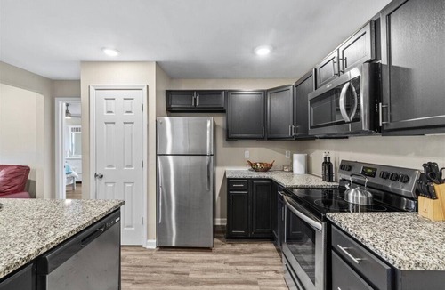 Roxboro House | 4 bedroom 2 bath home in the center for Roxboro