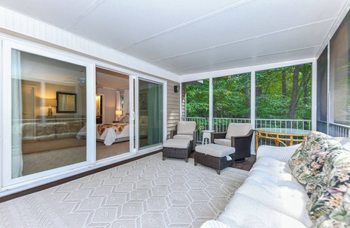 Greensboro House | 4-bedroom 3 bath house in Greensboro.