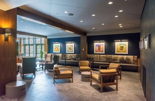 Ossining Hotel | 4 Double Guestrooms | Stylish Modern Lodging for Leisure and Weekend Trips