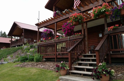 Coram Cabin | #4 - FISHERMAN CABIN – BEAUTIFUL PRIVATE SETTING, 6 MILES TO GLACIER PARK