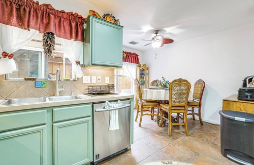 Atascocita House | 4 Mi to Lake Houston! Single-Level Home w/Yard