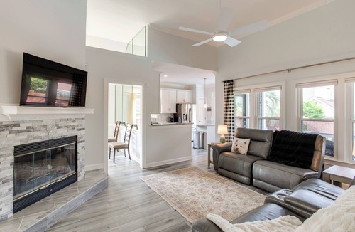 Harbison House | 4 Mi to Lake Murray: Pet-Friendly Home w/Pool!
