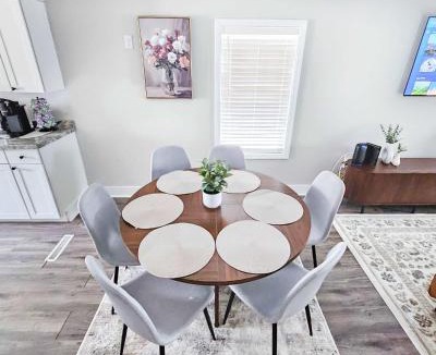 Burlington House | 4 Min to Downtown - 5 Min to Elon -Wi-Fi
