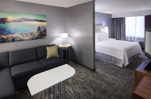 Southeast Boise House | 4 Pet-Friendly Units! Free Breakfast, Onsite Pool, Free Parking