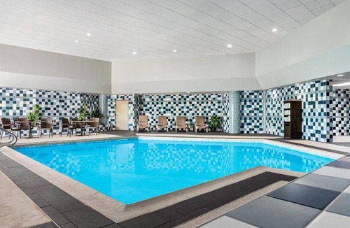 Jeffersontown Hotel | 40 m² Hotel ∙ 127 guests