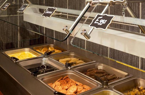 Jeffersontown Hotel | 40 m² Hotel ∙ 127 guests