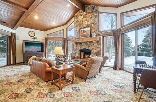 Park Meadows House | 418 m² House ∙ 6 bedrooms ∙ 18 guests