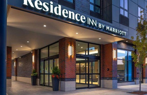 Downtown Hotel | 42 m² Hotel ∙ 11 guests