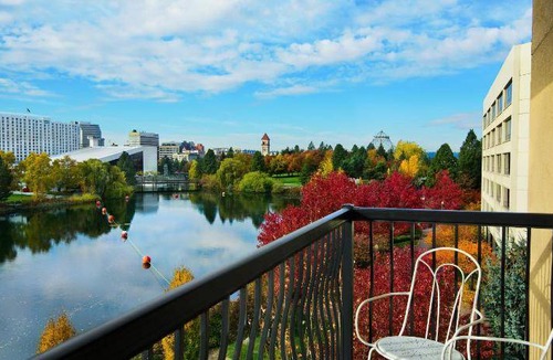 Riverside Hotel | 42 m² Hotel ∙ 127 guests