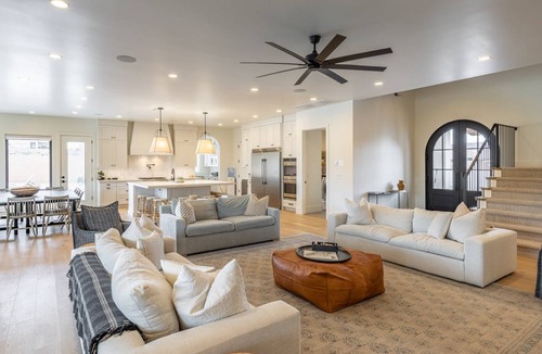 St. George House | 431 m² House ∙ 7 bedrooms ∙ 25 guests