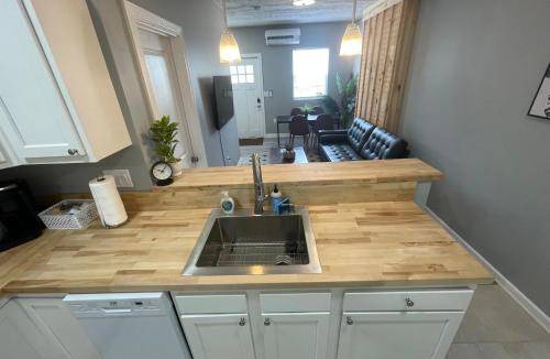 West Columbus House | 46 m² House ∙ 2 bedrooms ∙ 4 guests