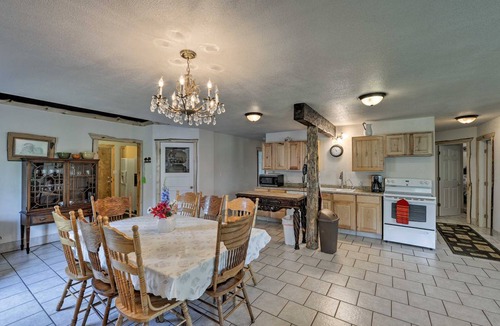 Clark House | 464 m² House ∙ 6 bedrooms ∙ 17 guests
