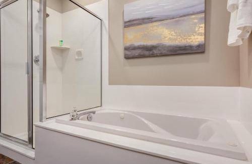 Midvale House | 465 m² House ∙ 6 bedrooms ∙ 23 guests