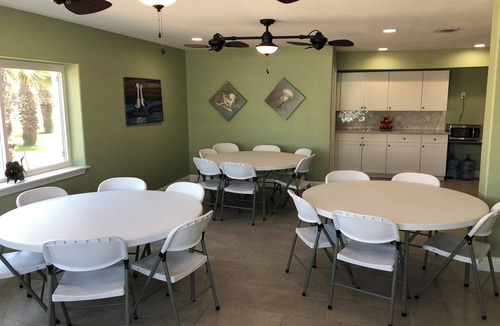 Port Aransas Apartment | #47 Quite cottage on the beach!