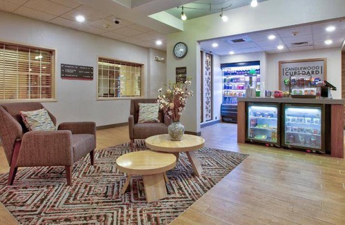 Idaho Falls Hotel | 49 m² Hotel ∙ 127 guests