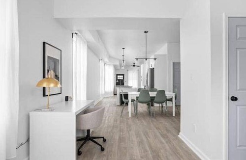 Holy Cross House | 498 m² House ∙ 6 bedrooms ∙ 16 guests