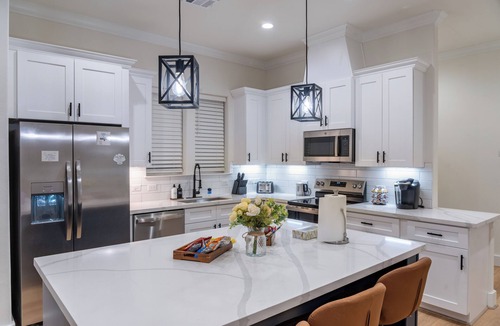 OST - South Union House | 4BR Houston World Cup Retreat - Hot Tub, Game Room + Near NRG Stadium
