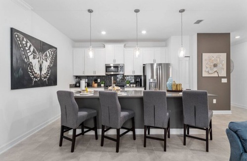 Davenport House | 4BR Townhome Near Disney | Sleeps 12 | Private Pool | 289
