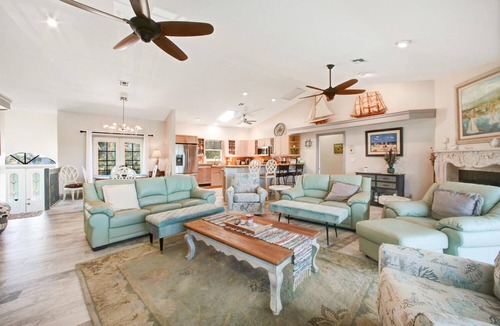 Bonita Springs House | 5-Bedroom Family Beach & Pool House on Bonita Beach | Sleeps 11
