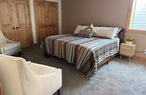 Thayne Other | 5-bedroom farmhouse near Thayne with WiFi, Near Yellowstone & Grand Teton Parks.