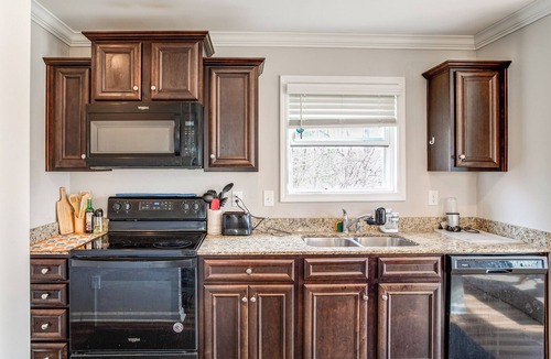 Huntcliff House | 5 Mi to Sesquicentennial State Park: Quiet Home