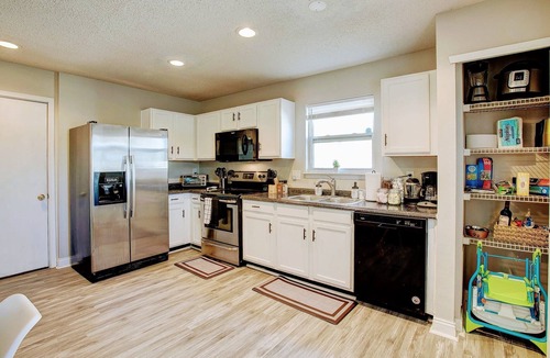 Noblesville House | 5 Mins to Ruoff+Dog Friendly+Fenced yard+Fast WiFi