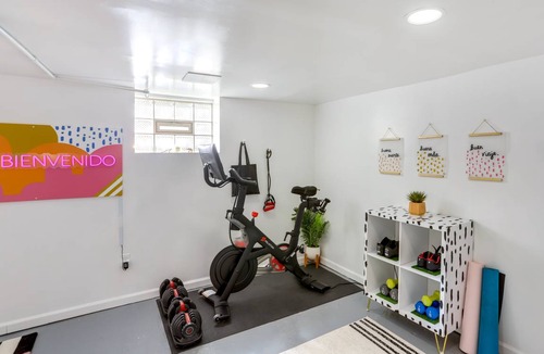 Detroit - Shoreway Apartment | 51 m² Apartment ∙ 4 guests