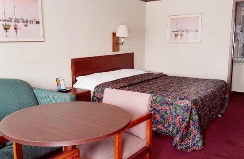 Gypsum Hotel | 51 m² Motel ∙ 4 guests