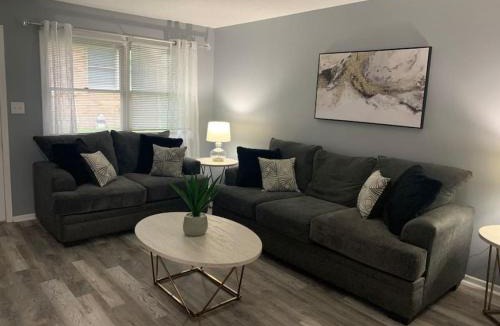 Lindenwald House | 5145 Porsche Newly Remodeled 2 BDRM Ranch Attached Home