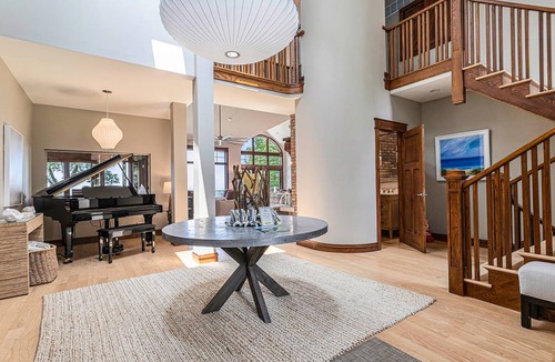 Harbert House | 521 m² House ∙ 5 bedrooms ∙ 10 guests