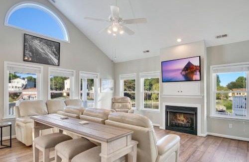Colington Harbour House | 5536 - Compass Cay