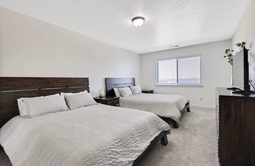 Meridian House | 557 m² House ∙ 1 bedroom ∙ 4 guests