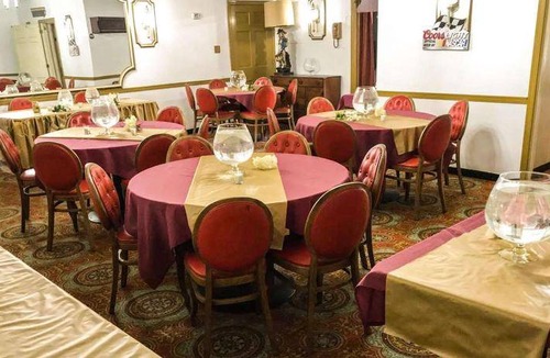Blandburg Hotel | 56 m² Motel ∙ 127 guests