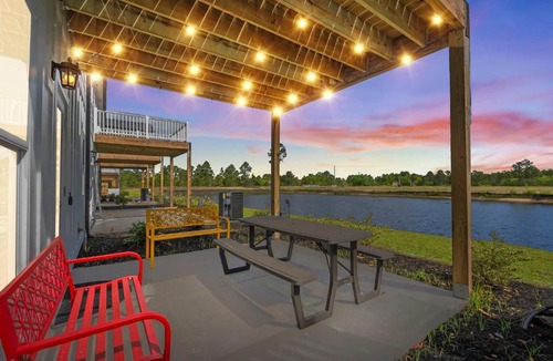 Longs House | 5Kings waterfront Villa Near golf Beach Barefoot