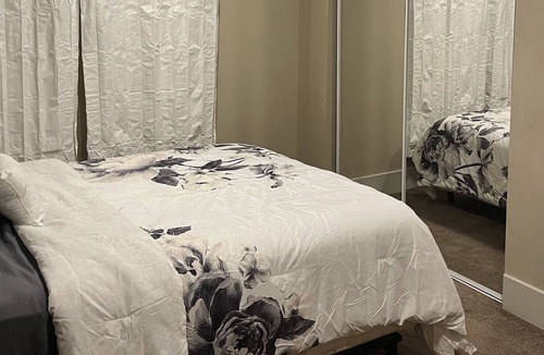 Cliff - Cannon Apartment | 5th Avenue Suites Unit 1