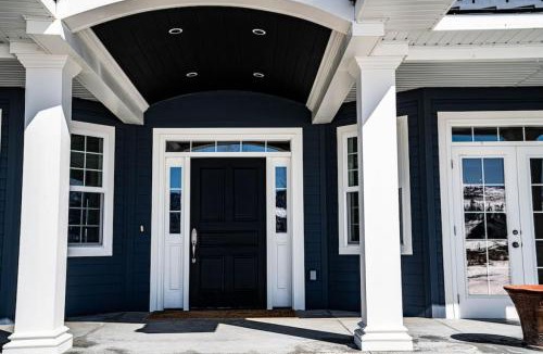 Driggs House | 6 Bedroom and Bonus Room Horseshoe Lane