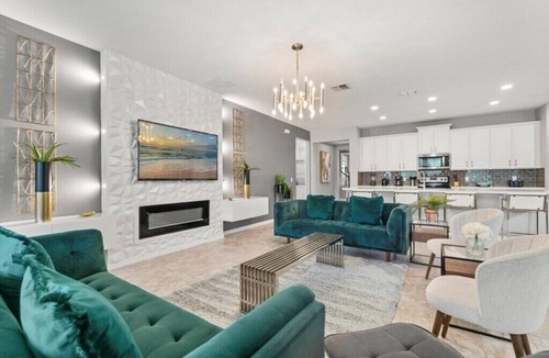 Bay Lake House | 6 Bedrooms/5.5 Bathrooms/Solara (9055 SR)