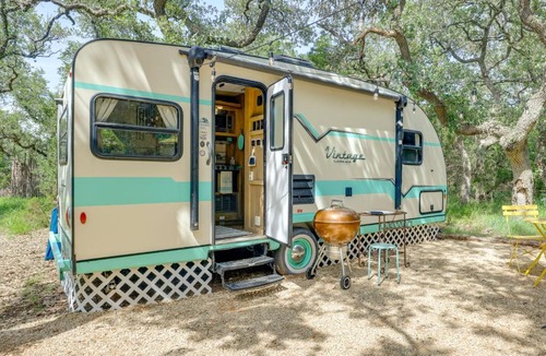 Wimberley Apartment | 6 Mi to Wimberley Square: 'Happy Days Cruiser'