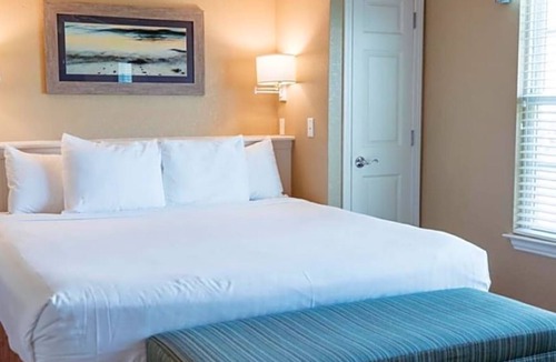 Galveston Resort | 6 Nights at Seaside Resort on Galveston Island, Sept 5 - 11 2 Br 2 Bth villa