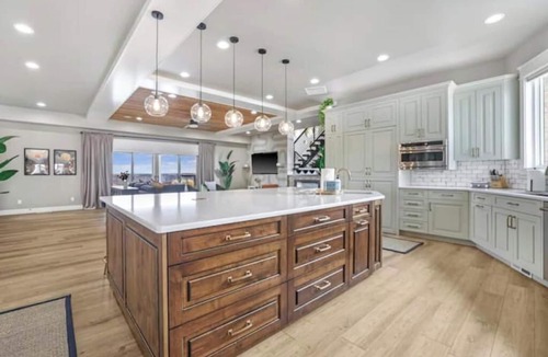 Twin Falls Villa | 6K SQFT Lux |Heated Pool|Hot Tub |Sauna |Speakeasy