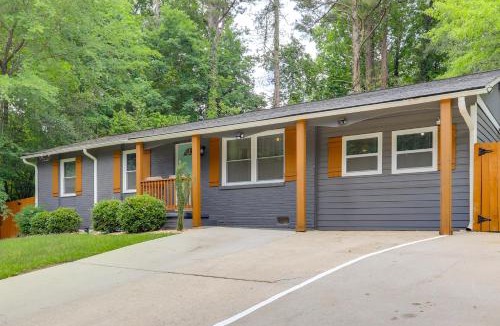 Collier Heights House | 7 Mi to Atlanta Stadium! Spacious Group Retreat