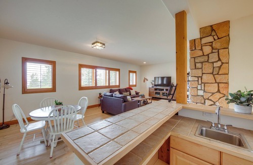 Grand Lake Cabin | 7 Mi to Rocky Mtn Nat'l Park: Grand Lake Home!
