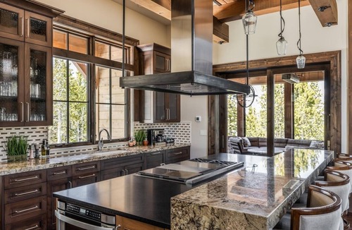 Big Sky House | 7 Renegade Rd (7-Bedroom Home) with Mountain view by Moonlight Basin Lodging