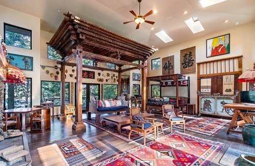 Harrison House | 711 m² House ∙ 1 bedroom ∙ 2 guests