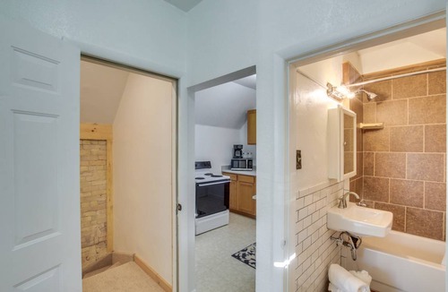 Logan Apartment | 74 m² Apartment ∙ 1 bedroom ∙ 4 guests