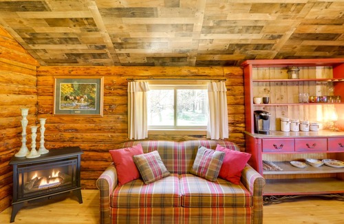 Rexford House | 74 m² House ∙ 2 bedrooms ∙ 4 guests