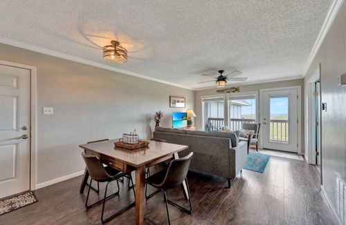 Port Aransas Apartment | 79 m² Apartment ∙ 2 bedrooms ∙ 4 guests