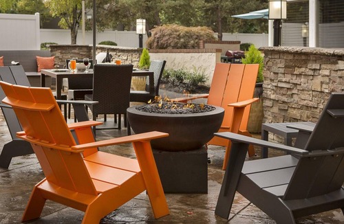 Lake Forest Hotel | 79 m² Hotel ∙ 127 guests