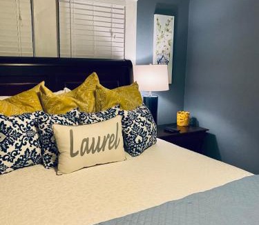 Laurel House | 7th Avenue Manor